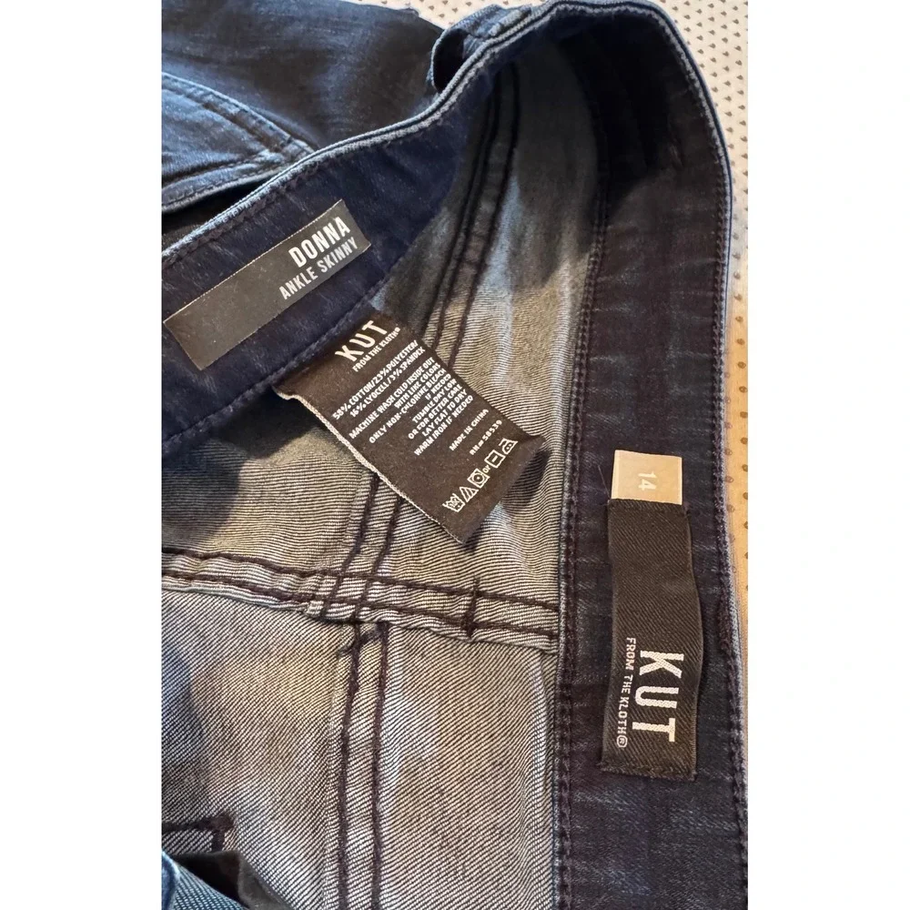 Kut from the Kloth Donna Ankle Skinny Jeans Dark Wash Raw Hem Size 14 Womens - Picture 7 of 7